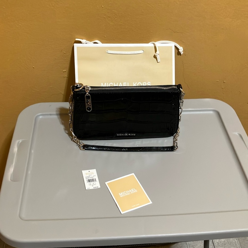 Michael Kors Empire MD chain Black embossed leather pouchette